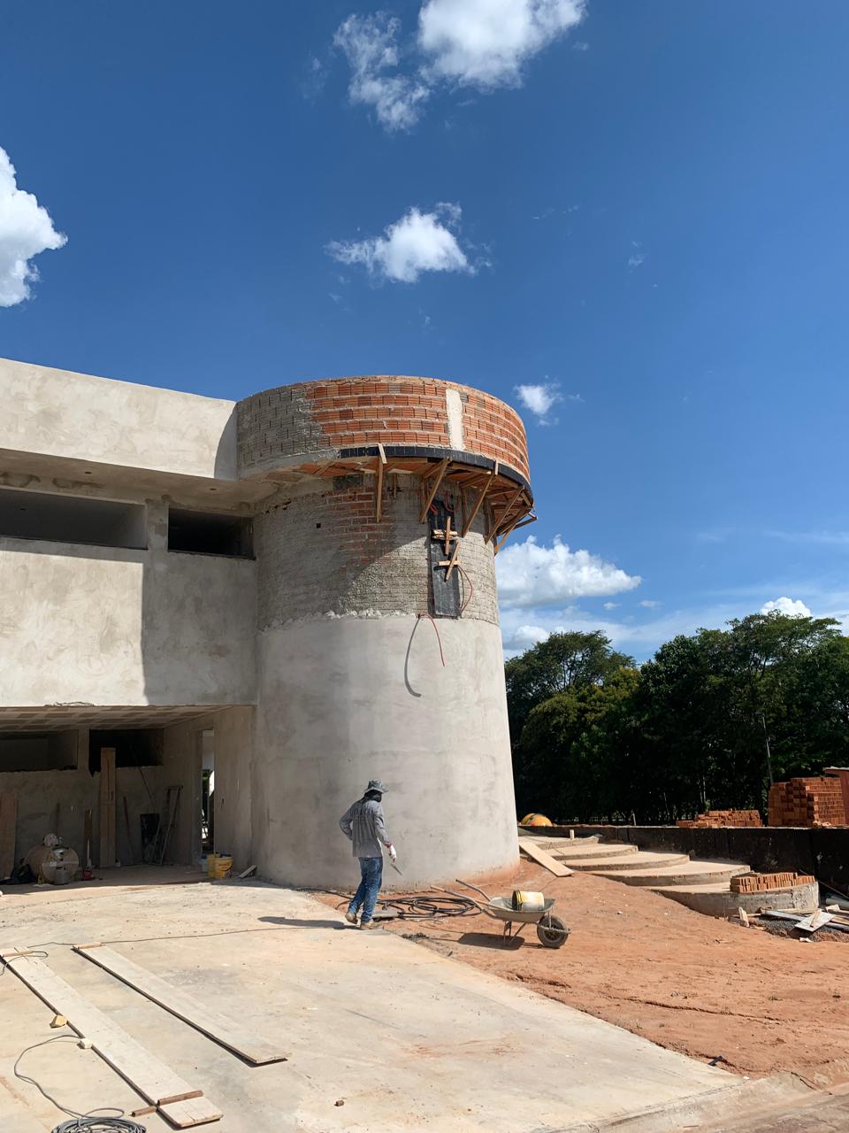 WhatsApp Image 2024-05-03 at 17.40.53 (1)